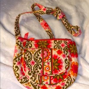 ⭐️LIMITED EDITION VERA BRADLEY CROSS BODY⭐️